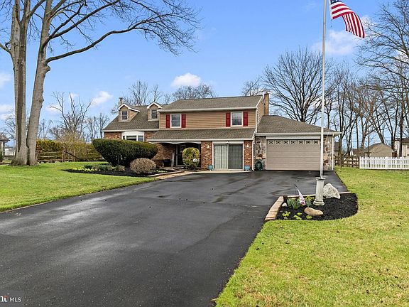 2nd image of 4901 Reedman Ave