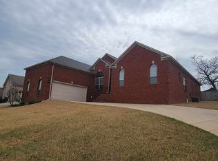 9200 Wetherbee Cir, Sherwood, AR 72120