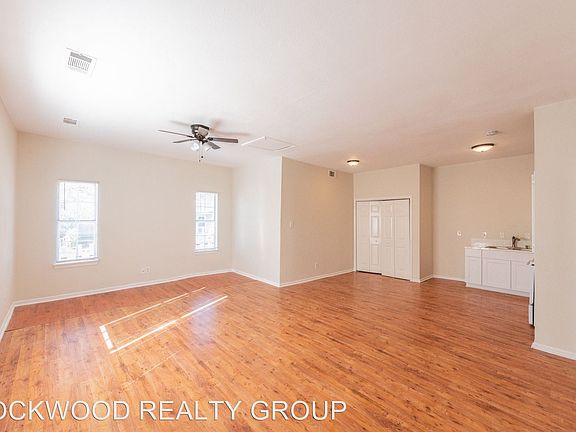 2nd image of 510 S Pine St APT 3