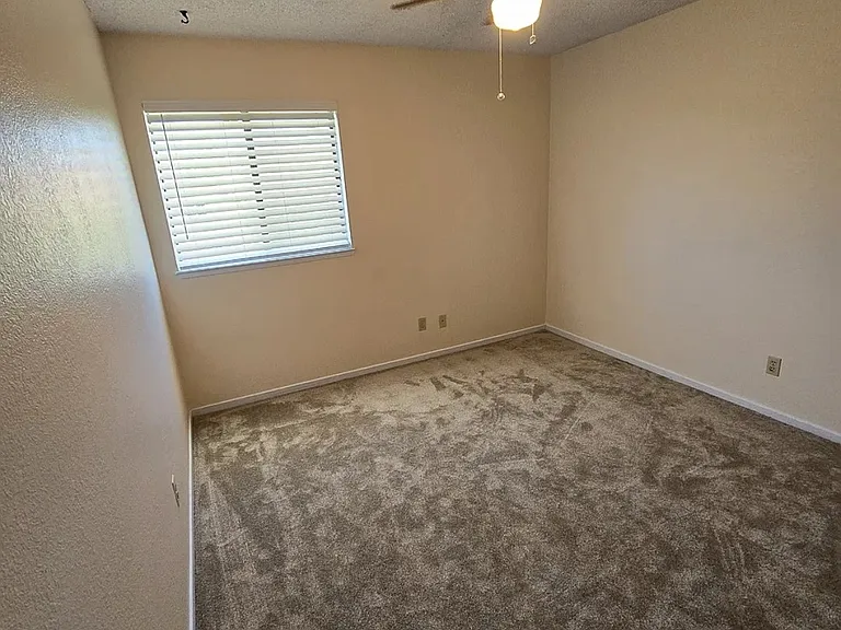 3464 Ridgecrest Dr — Photo 8