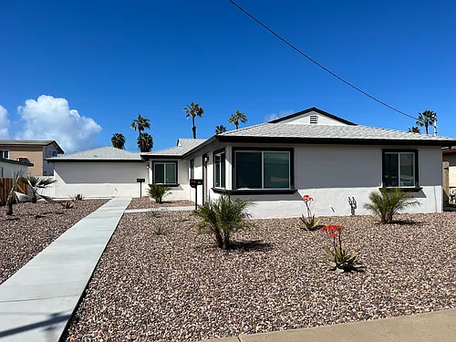 330 Ash Ave Photo 1