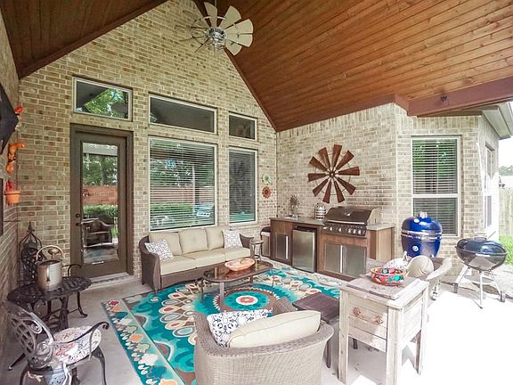 Amazing outdoor living area.