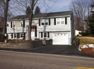 200 Saint Anselms Dr, Goffstown, NH 03045