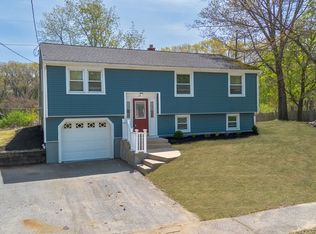 49 Robin Rd, Westborough, MA 01581