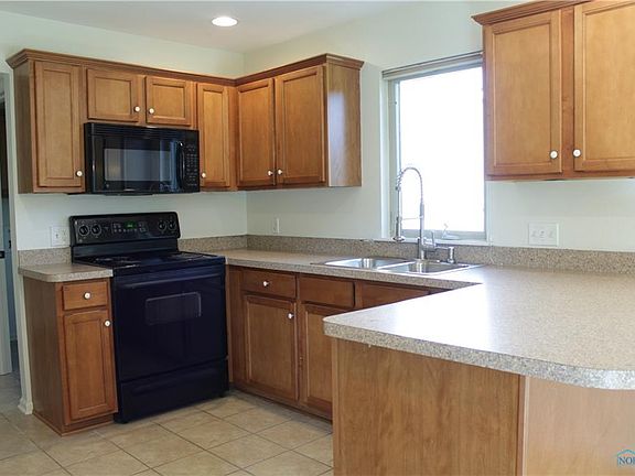 5th image of 8459 Birchwood Ln