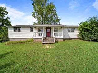 5020 E Wyman Rd, Fayetteville, AR 72701