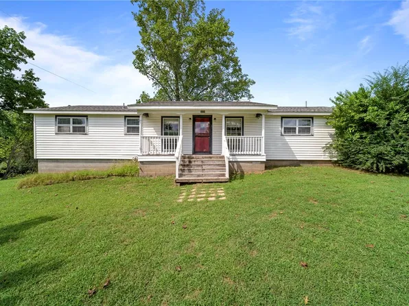 5020 E Wyman Rd, Fayetteville, AR 72701