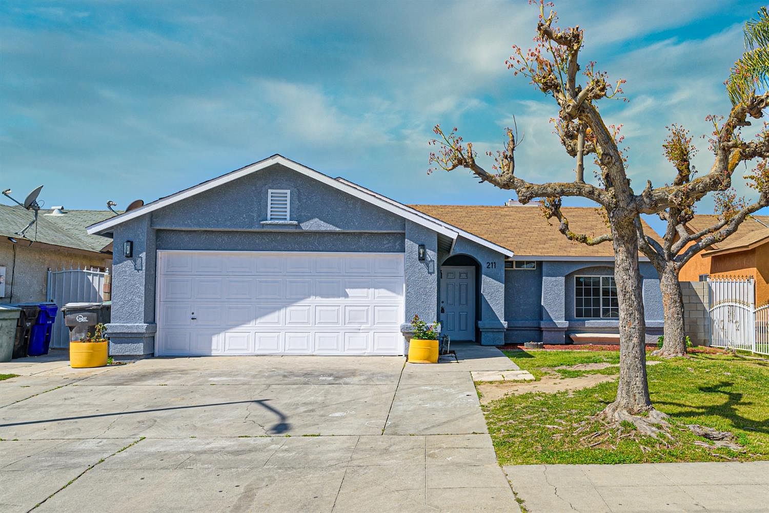 211 Orit Ave, Parlier, CA 93648 Zillow