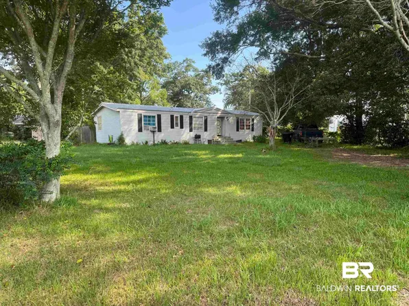 18061 Highway 104, Robertsdale, AL 36567