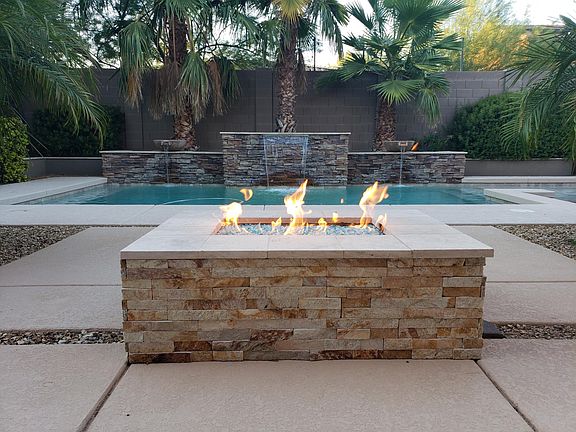 3rd image of 16148 W Tohono Dr