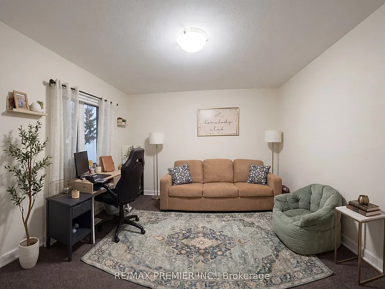 28 Downriver Dr — Photo 41