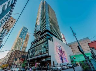 290 Adelaide St W #1807, Toronto, ON M5V 1N1