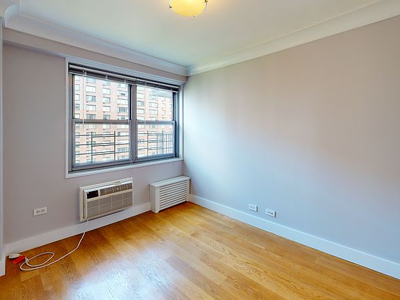 5th image of 50 W 97th St APT 12R