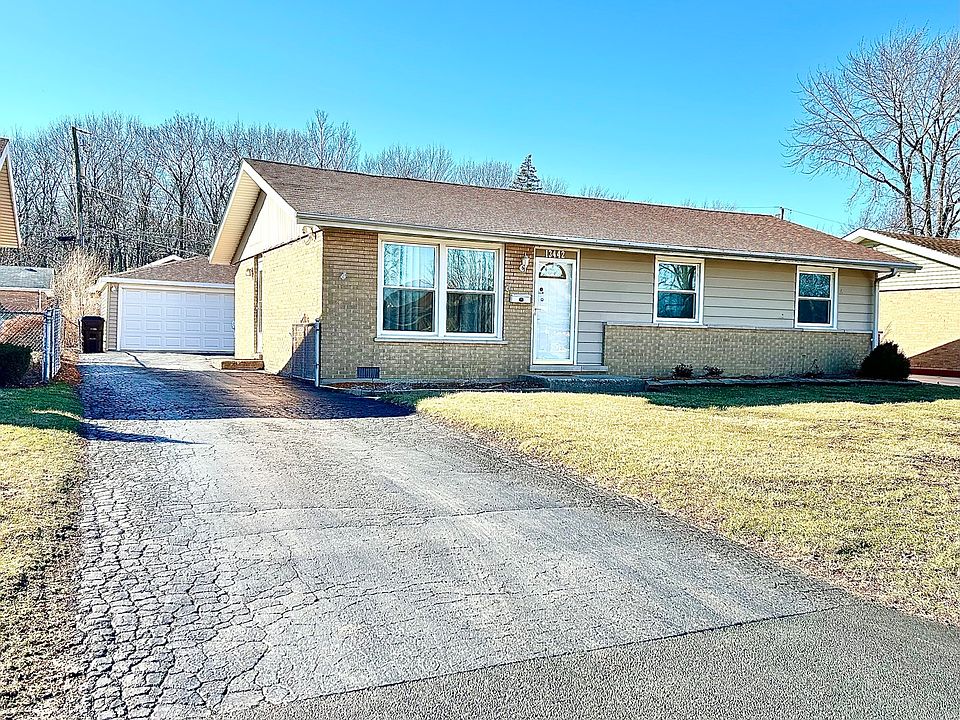1st image of 13442 S End Ln