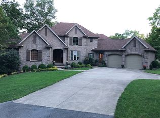 6028 Woodland Bluff Rd, Morgantown, WV 26508