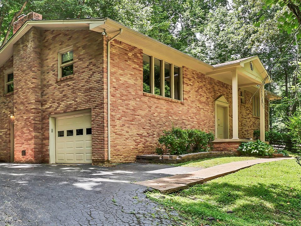 1st image of 429 Winding Way Rd