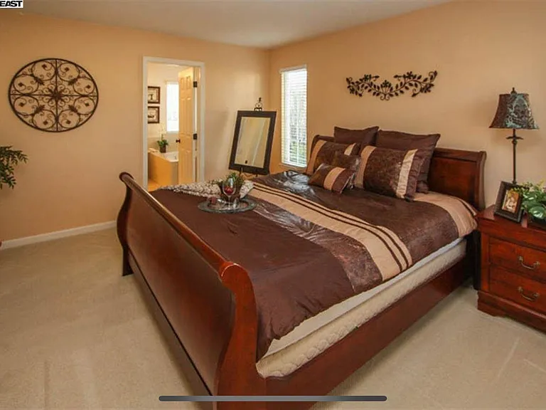5728 Old Westbury Way — Photo 16