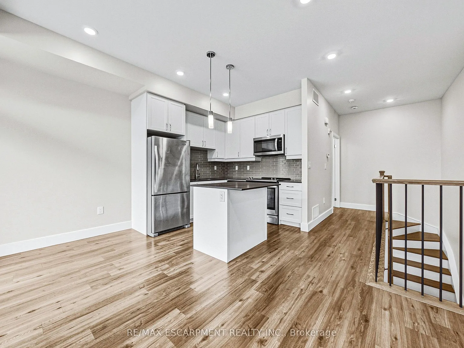 2 bed, $2,875 — Photo 4