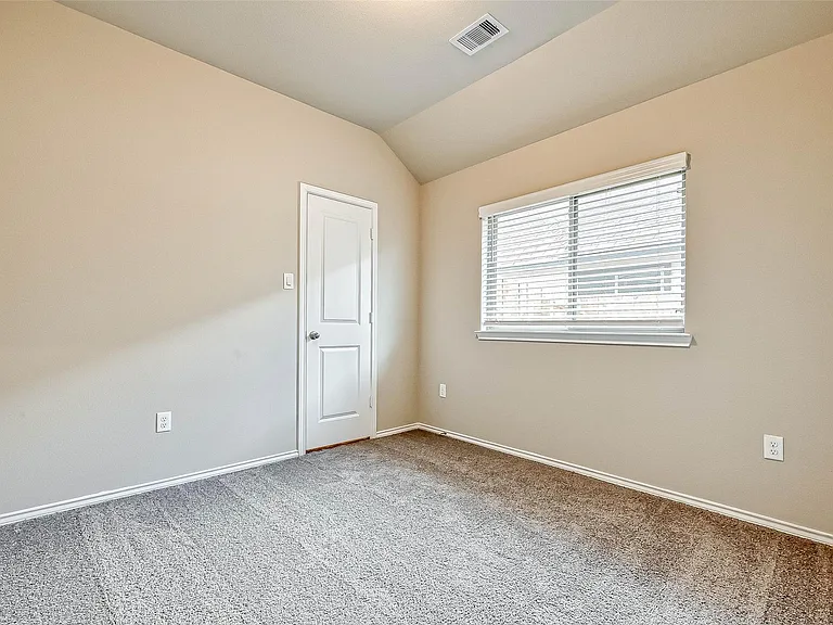 2639 Prairie Star Ln — Photo 32