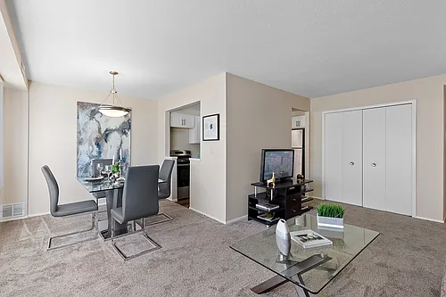 Southgate Towers Photo 1