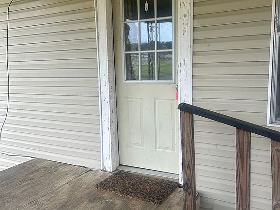 4th image of 1105 Lingo Rd