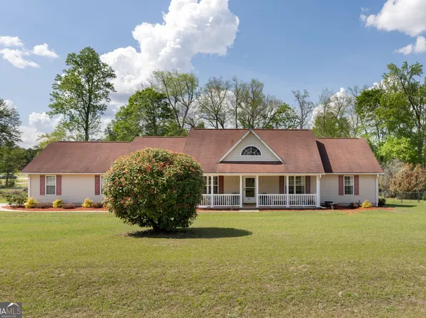 543 Pointe West Pl, Dublin, GA 31021