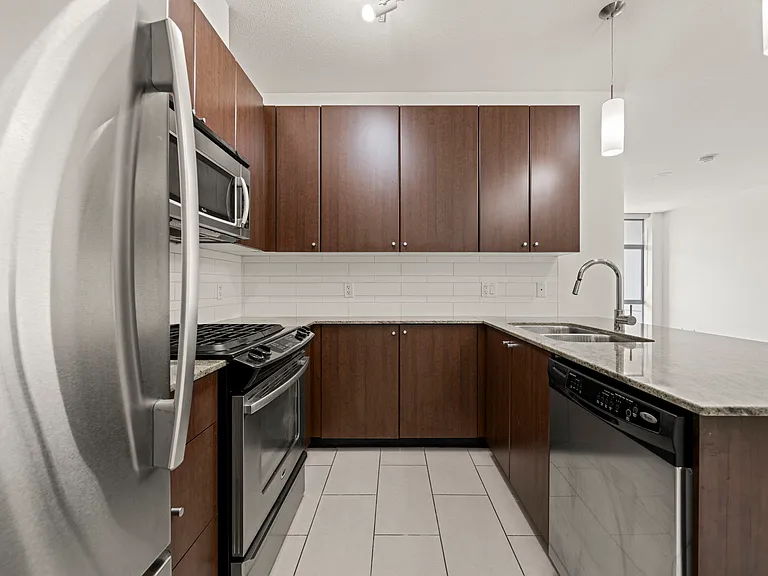 280 Ross Dr #1607 — Photo 9