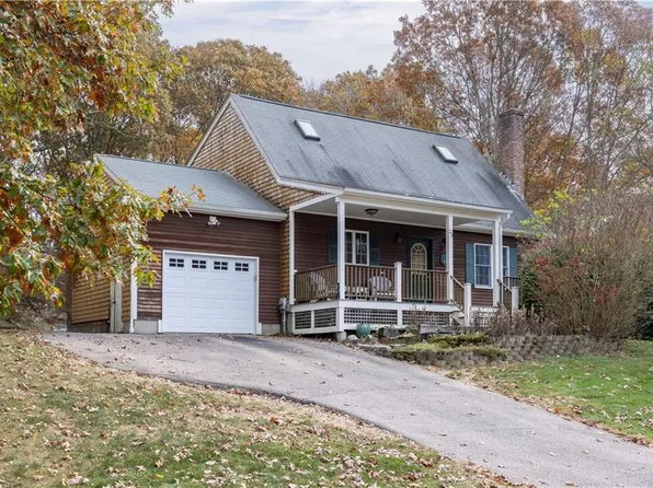 23 Erin Dr, South Kingstown, RI 02879