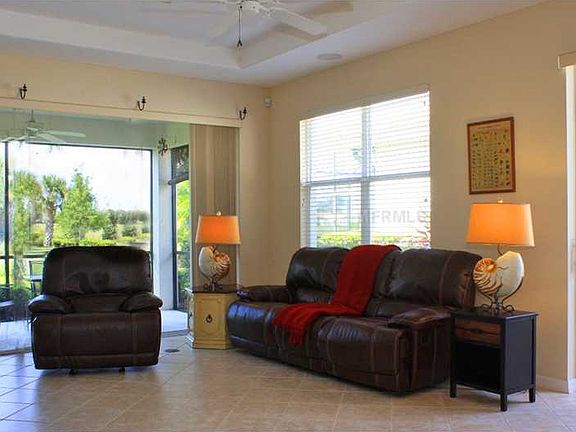 4th image of 185 Padova Way
