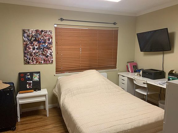 3rd image of 6804 Cedarbark Ct