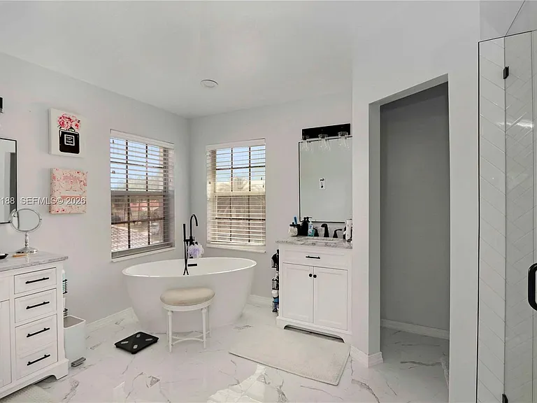 2232 SW 120th Ave — Photo 25