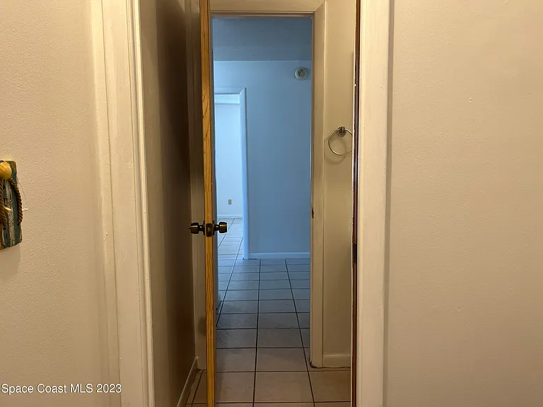 814 Poinciana St — Photo 5