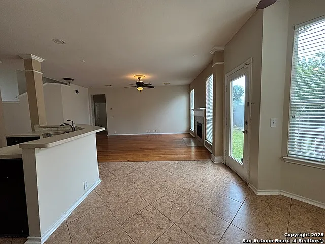 21511 Rio Comal — Photo 20