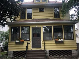 617 Waugoo Ave, Oshkosh, WI 54901