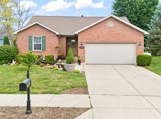 2490 Meadowpoint Dr, Troy, OH 45373
