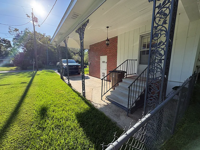 41 E Chadwick Dr — Photo 13