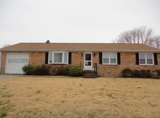 4002 Kippax Dr, Hopewell, VA 23860
