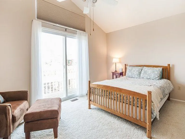437 Grouse Ct — Photo 9