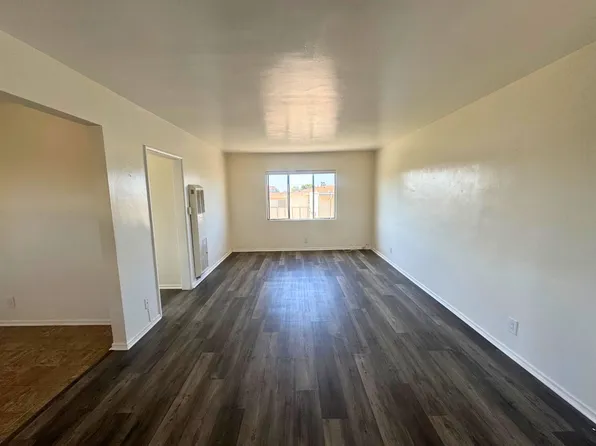 10201 Woodworth Ave APT 7, Inglewood, CA 90303