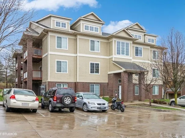 1848 W Benton St Unit 203, Iowa City, IA 52246