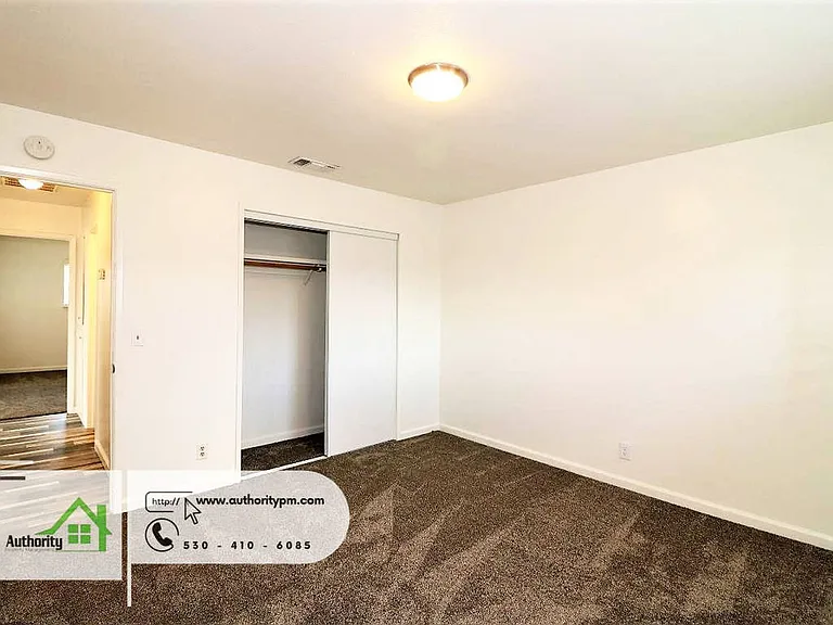 4445 Dogwood Ln #A — Photo 14