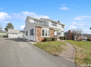 141 Little Fawn Rd, Southington, CT 06489