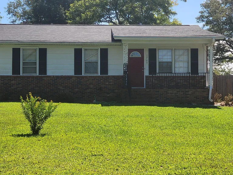 1205 Old Anderson Mill Rd — Photo 1