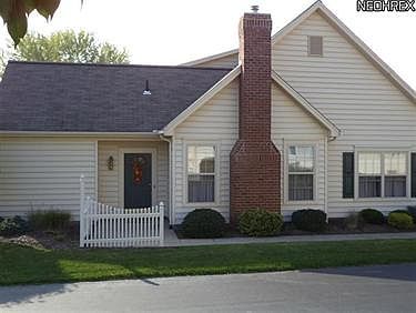 1st image of 240 Village Ct #240