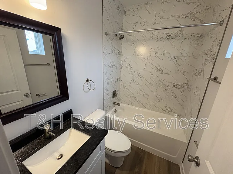 415 N Walcott St #D — Photo 12