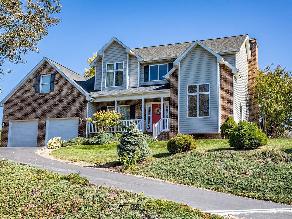 1st image of 3099 Lakewood Dr
