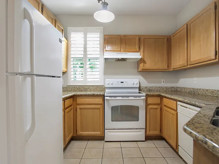 5002 Mangrove Aly #8102 — Photo 5