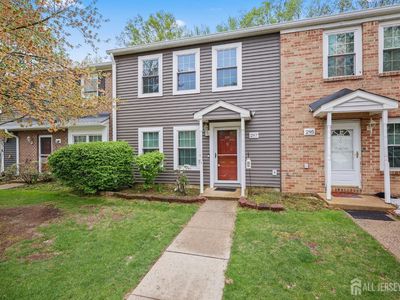 297 Constitution Cir, North Brunswick, NJ, 08902