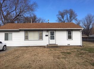 1210 W 12th St, Junction City, KS 66441