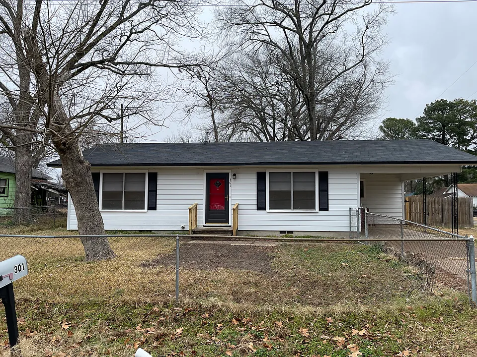 301 S Howison St #301 HOWISON